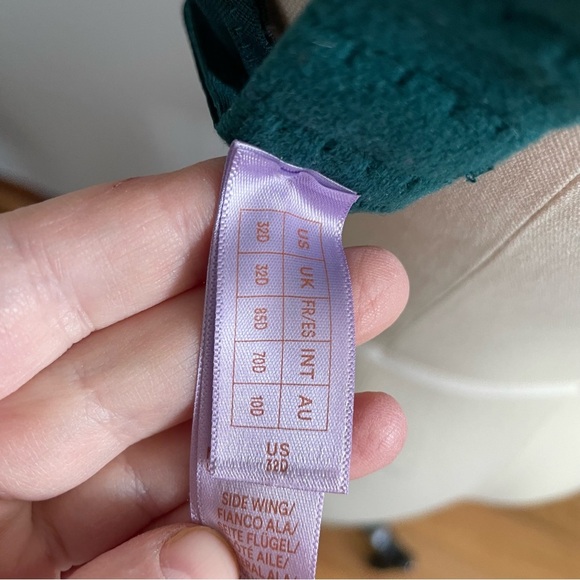 Savage x Fenty Shining Star Embroidered Half Cup Plunge Bra- Multi- 32D- NWT - Picture 8 of 12